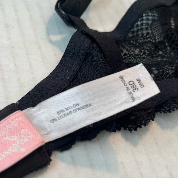 Victoria’s Secret Bra Angels IPEX Black Lace Demi Bra Sz 38D GUC - Picture 12 of 13